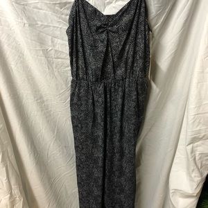 NWT BLACK PATTERN ROMPER CROPPED LENGTH MEDIUM A NEW DAY